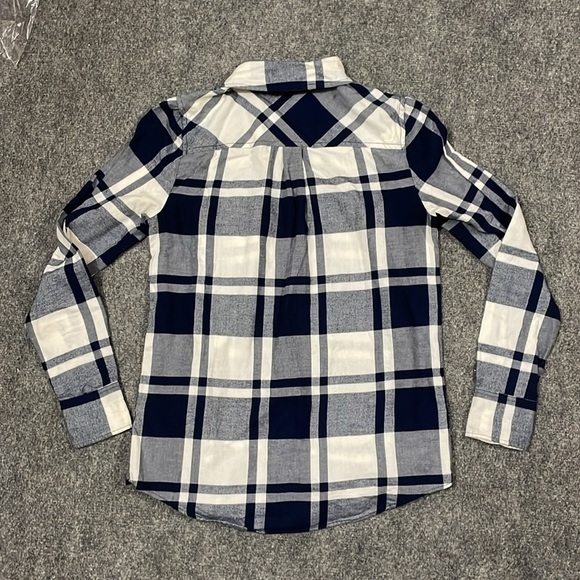 NWOT - J.CREW Women’s Lightweight Curvedhem Fall Button-Up Flannel (Pattern,XXS) - Picture 2 of 8